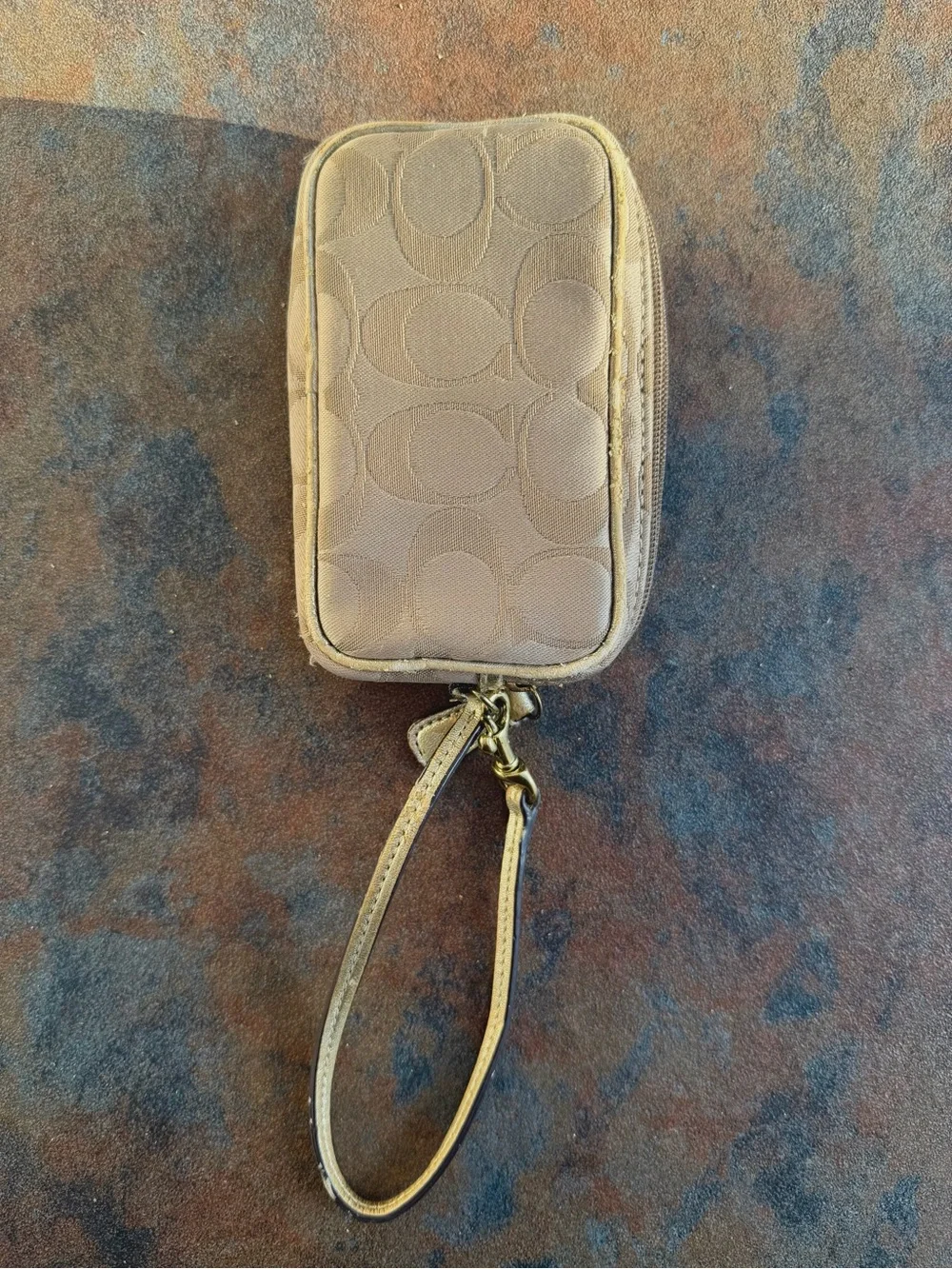 Coach Poppy Y2K “Pop C” Graffiti Signature Wristlet, Highly Collectible